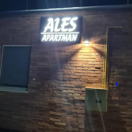 Ales Apartman Σόμπορ Εξωτερικό φωτογραφία