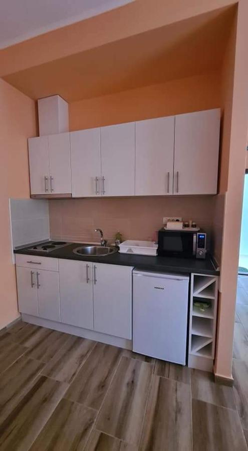 Ales Apartman Σόμπορ Εξωτερικό φωτογραφία